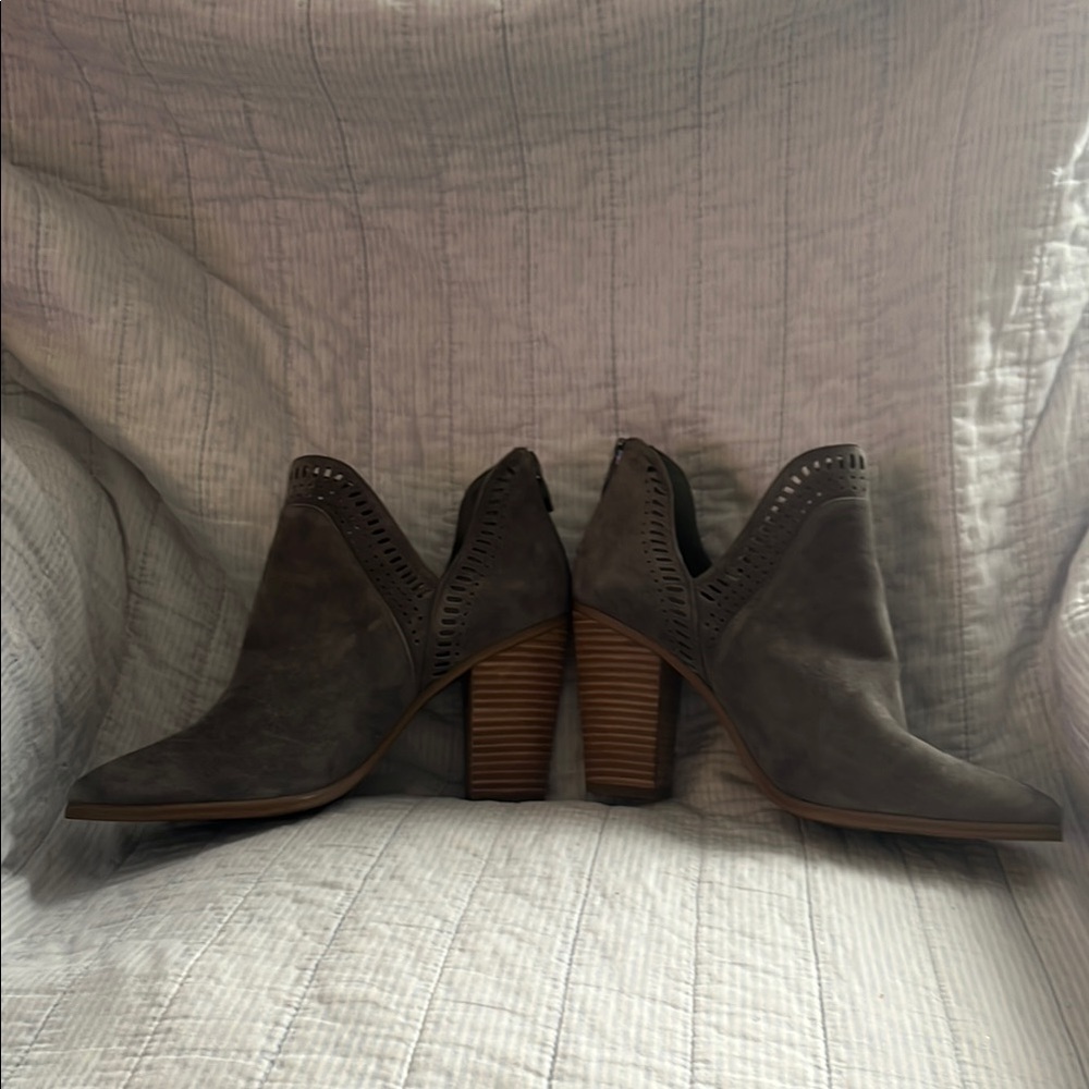 Vince Camino Gray Suede Ankle Boots - Picture 4 of 5